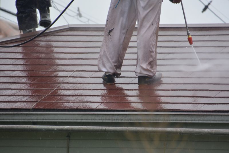 Roof Power Washing Service